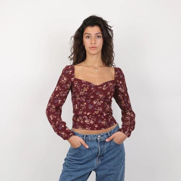 Reformation red floral long sleeve reign top blouse sweetheart neckline size 0